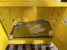 491M66 CONDOR Flammables Safety Cabinet Undercounter Close #3