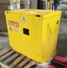 491M66 CONDOR Flammables Safety Cabinet Undercounter Close