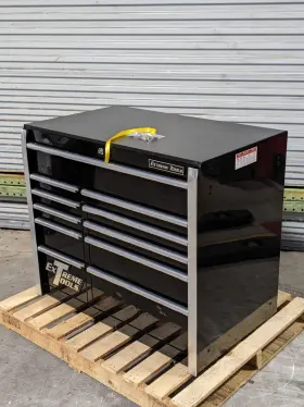 RX412511RCBK EXTREME TOOLS Roller Cabinet Tool Box Drawer