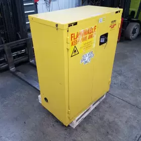 BS28 GLOBAL Safety Storage Flammable Cabinet Gallon Cap #3