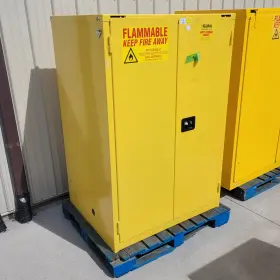 Global Bs90 Industries 90 Gallon Flammable Cabinet 65 Inch H X 43 W 34 D - Used Global Bs90 Industries 90 Gallon Flammable Cabinet 65 Inch H X 43 W 34 D - Used