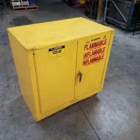 25730 JUSTRITE Flammable Storage Cabinet