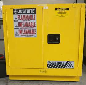 892320 JUSTRITE Flammable Safety Cabinet