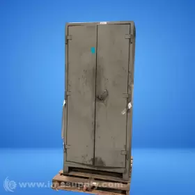2015283 LYON Steel Storage Cabinet Usip